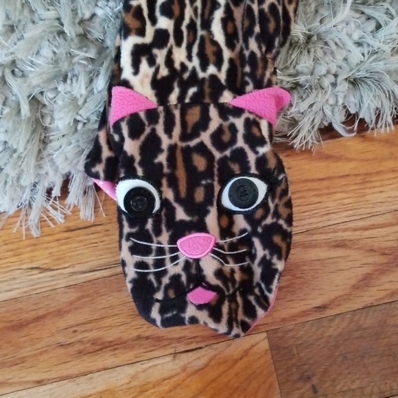 Cheetah print zip up Onzie with booties - Picture 2 of 5
